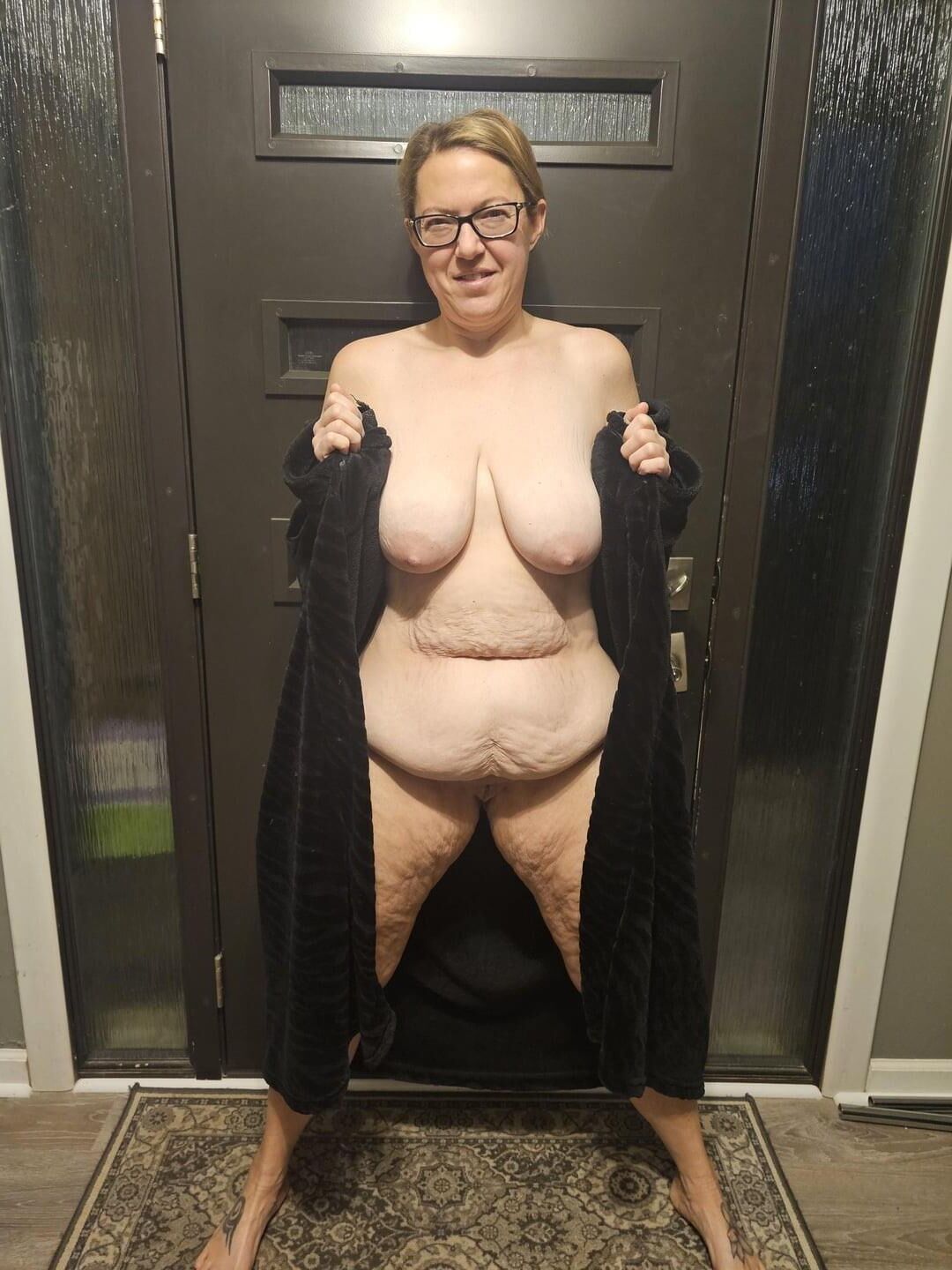 Sexy ugly saggy Milf from the US