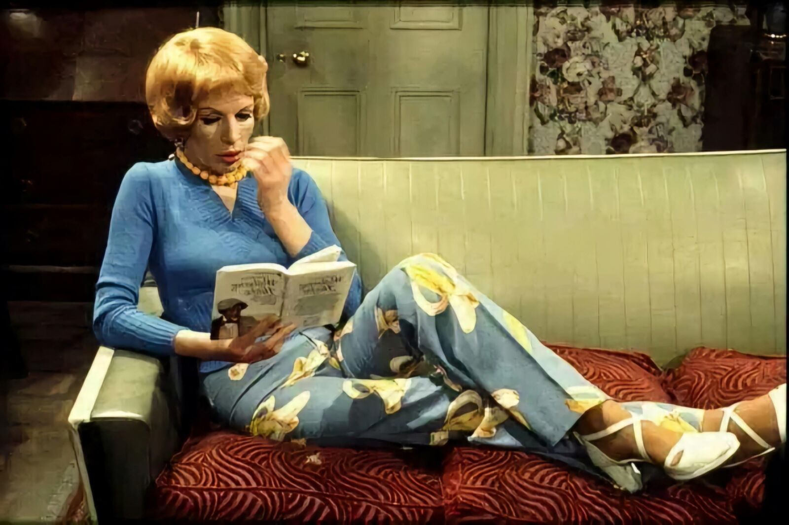 Yootha Joyce-Mischung