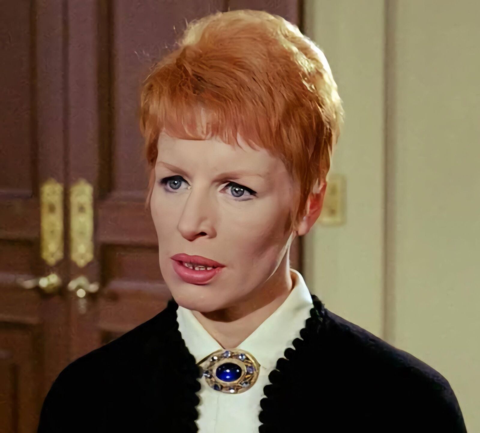 Yootha Joyce-Mischung