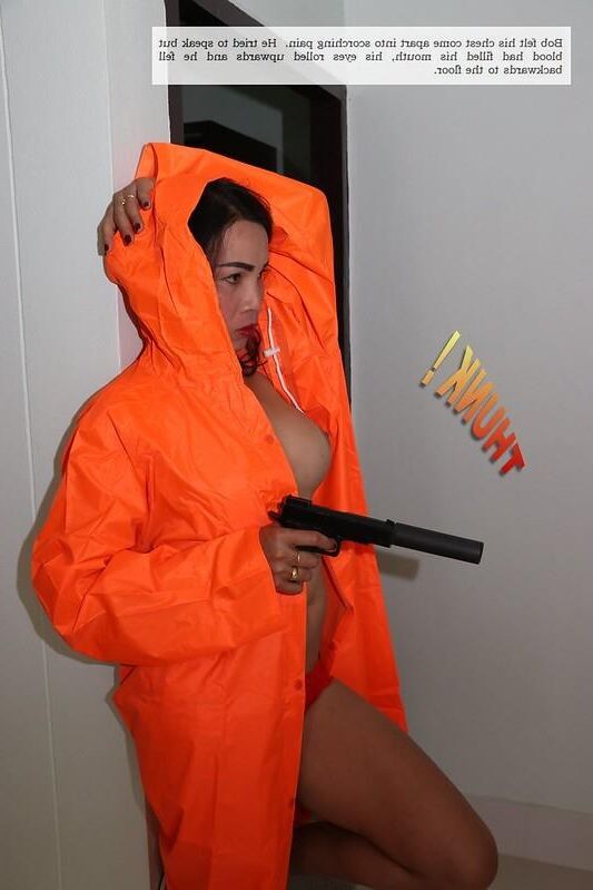 KITTY MAY killer in orange (BANG BANG )