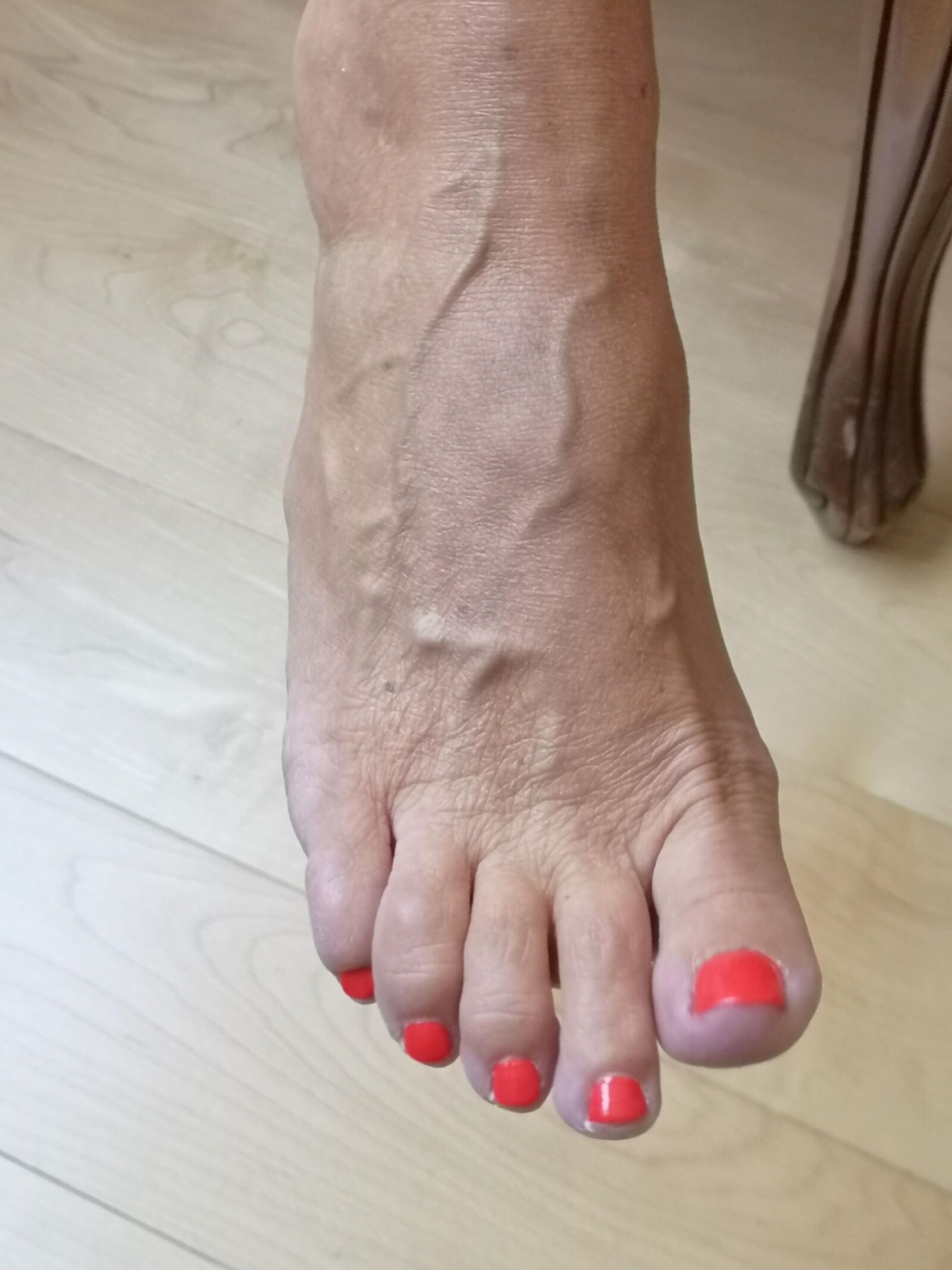 Feet 