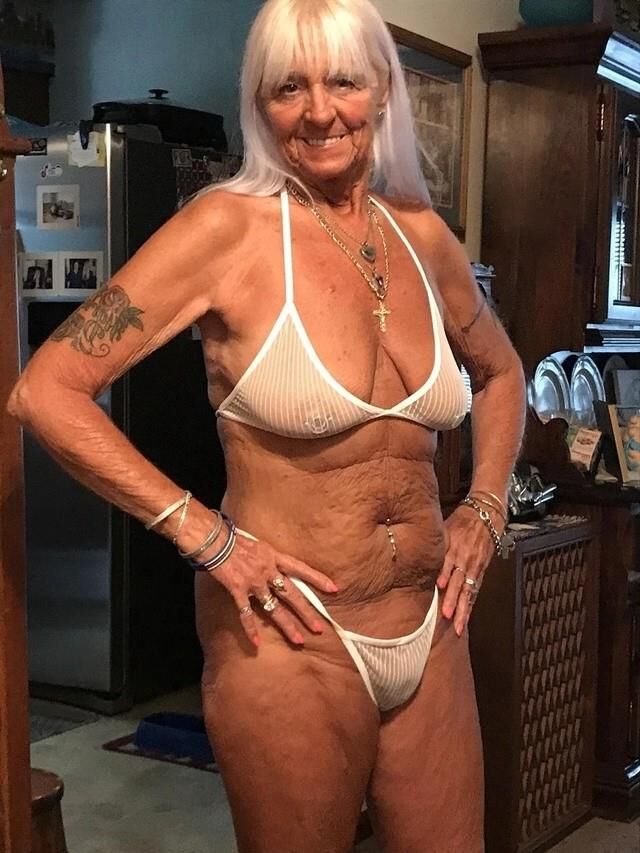 Matures and Grannies in Swimsuits 