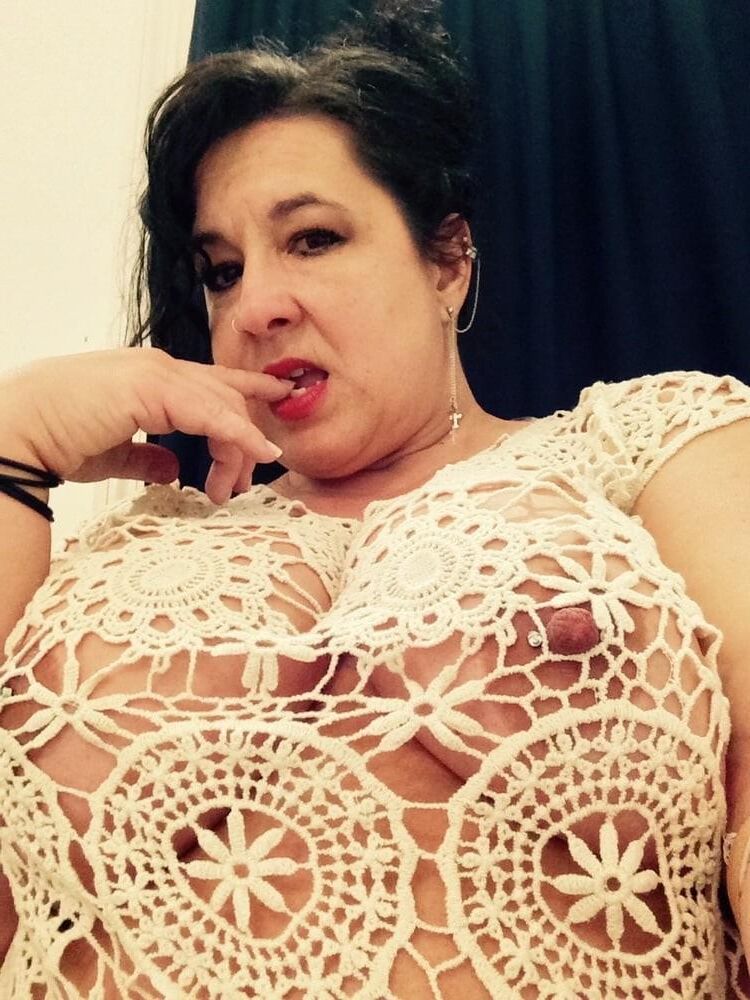 Madura morena bbw con grandes tetas