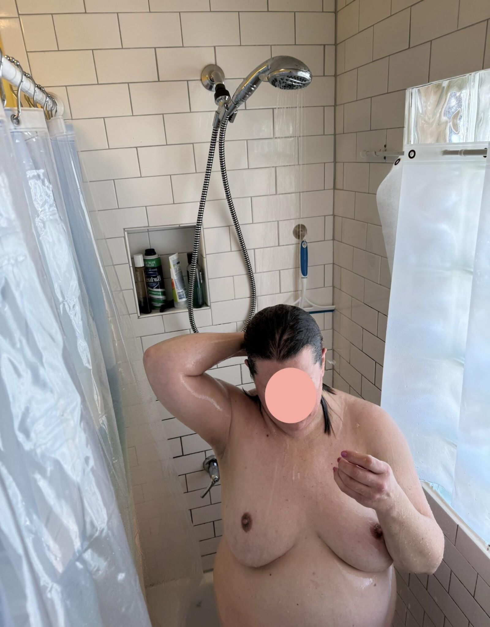 BBW Frau Dusche