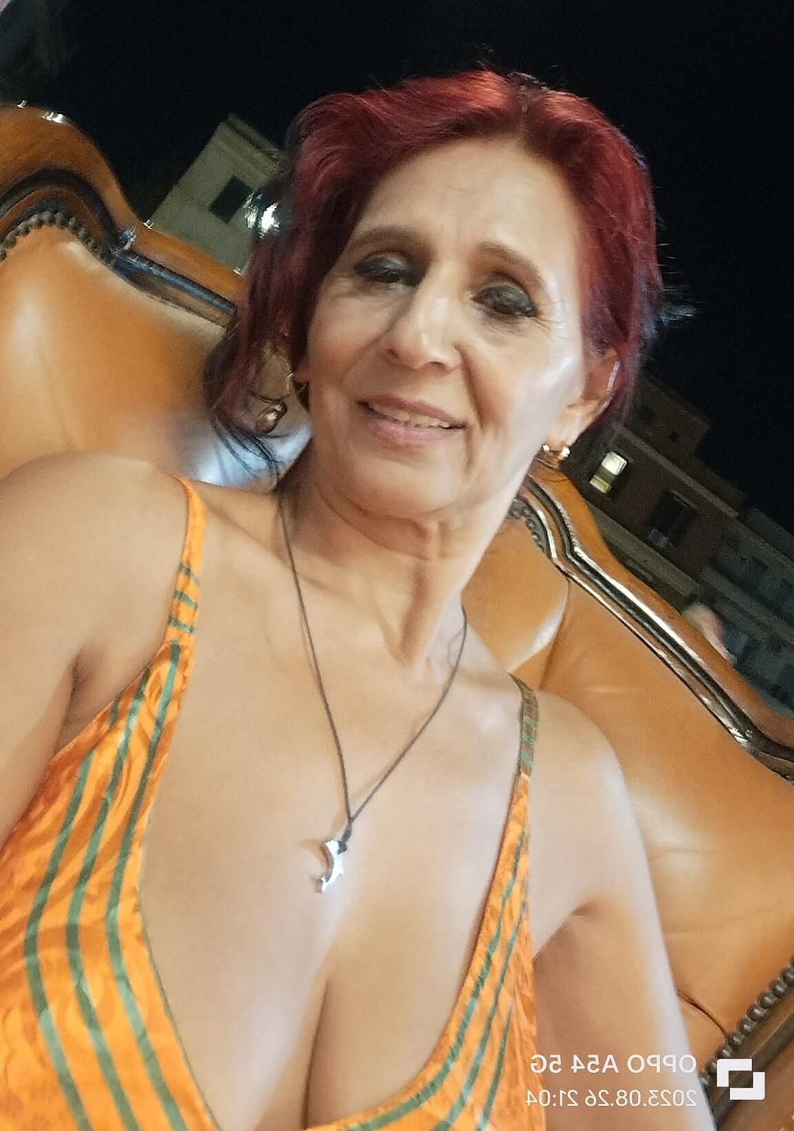 MARIETA A GIPSY MILF de Roumanie P.