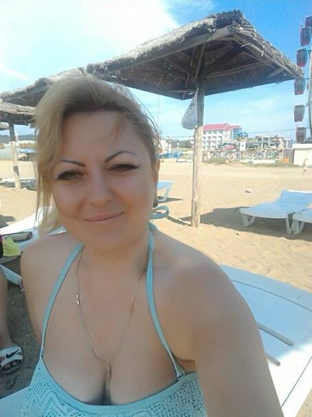 TURKISH MATURE LADY PICTURES 