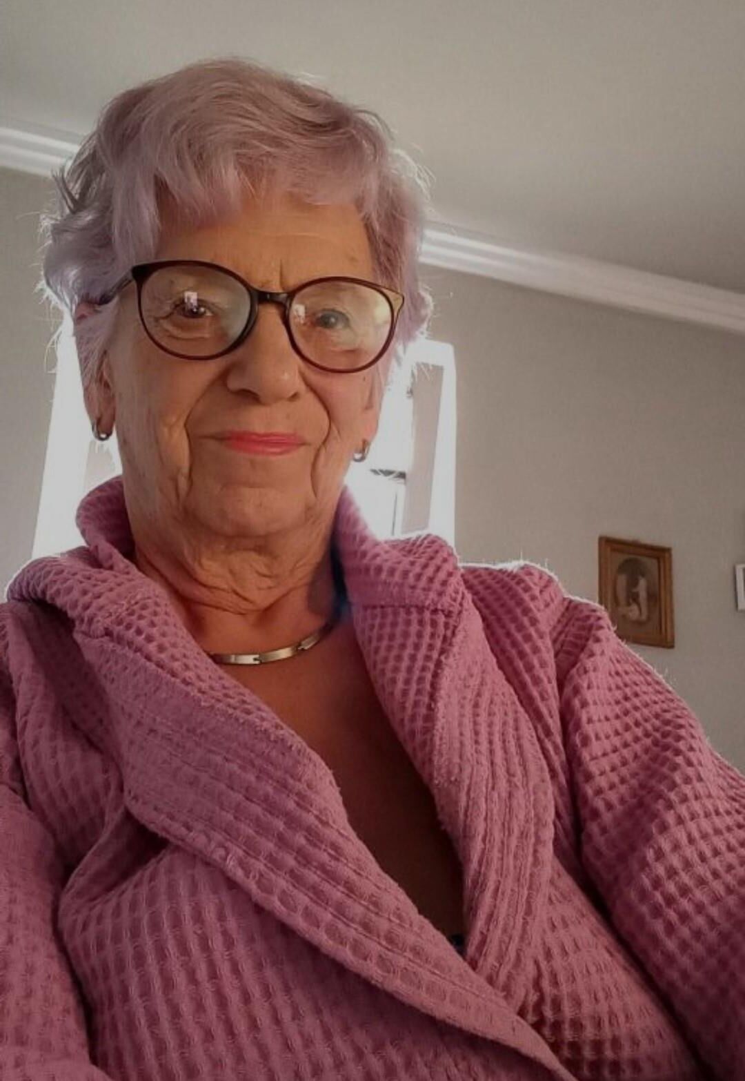 Do you like to fuck this Granny plus?