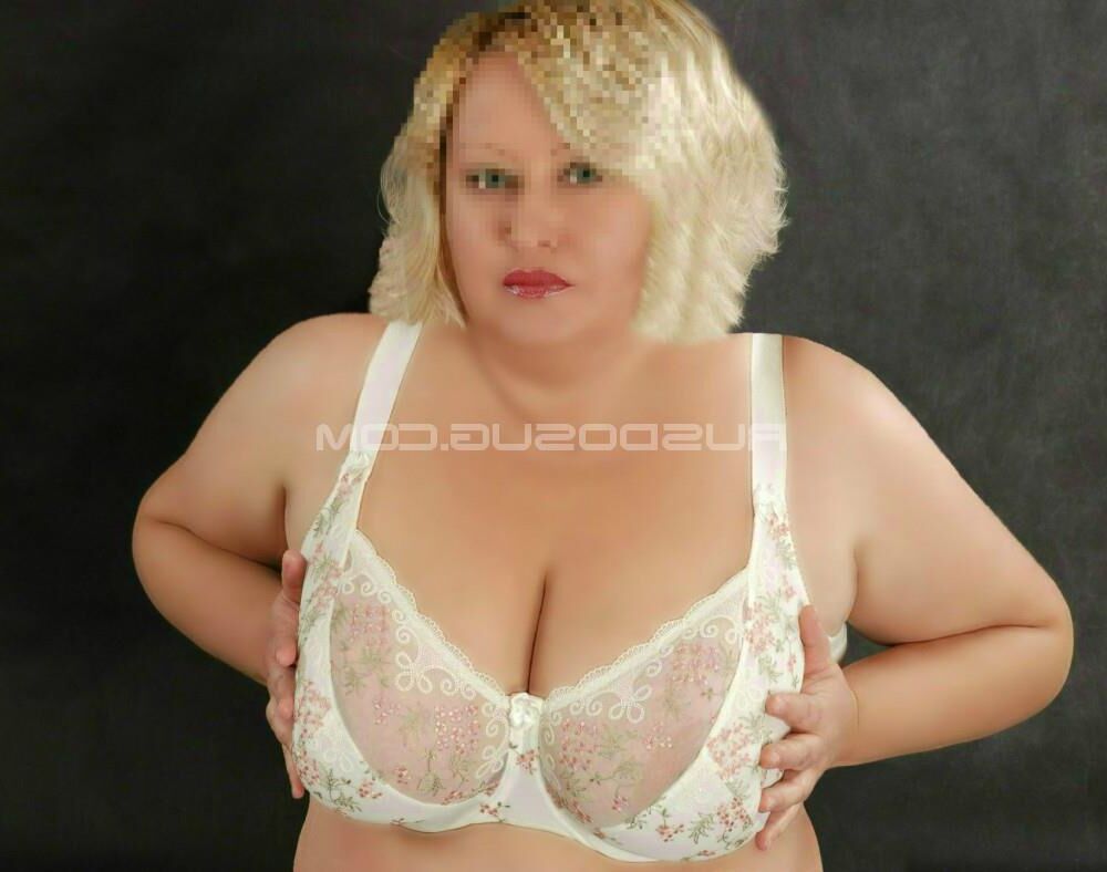 BBW blonde mature Elena from Moscow