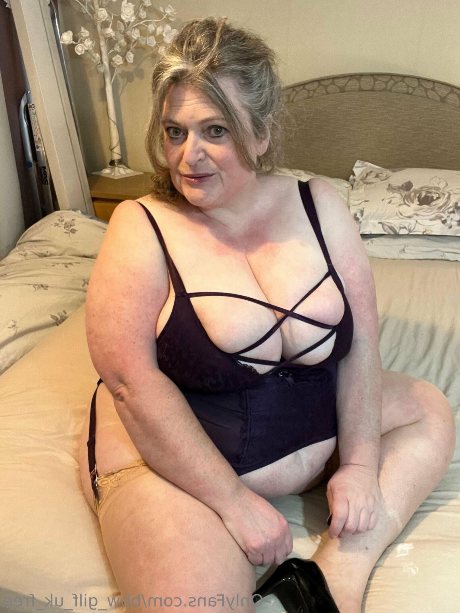 HOT BBW GILF