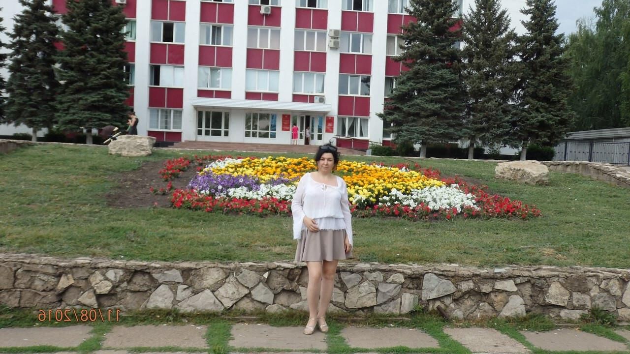 Mature Gulnara from Ufa in Russia