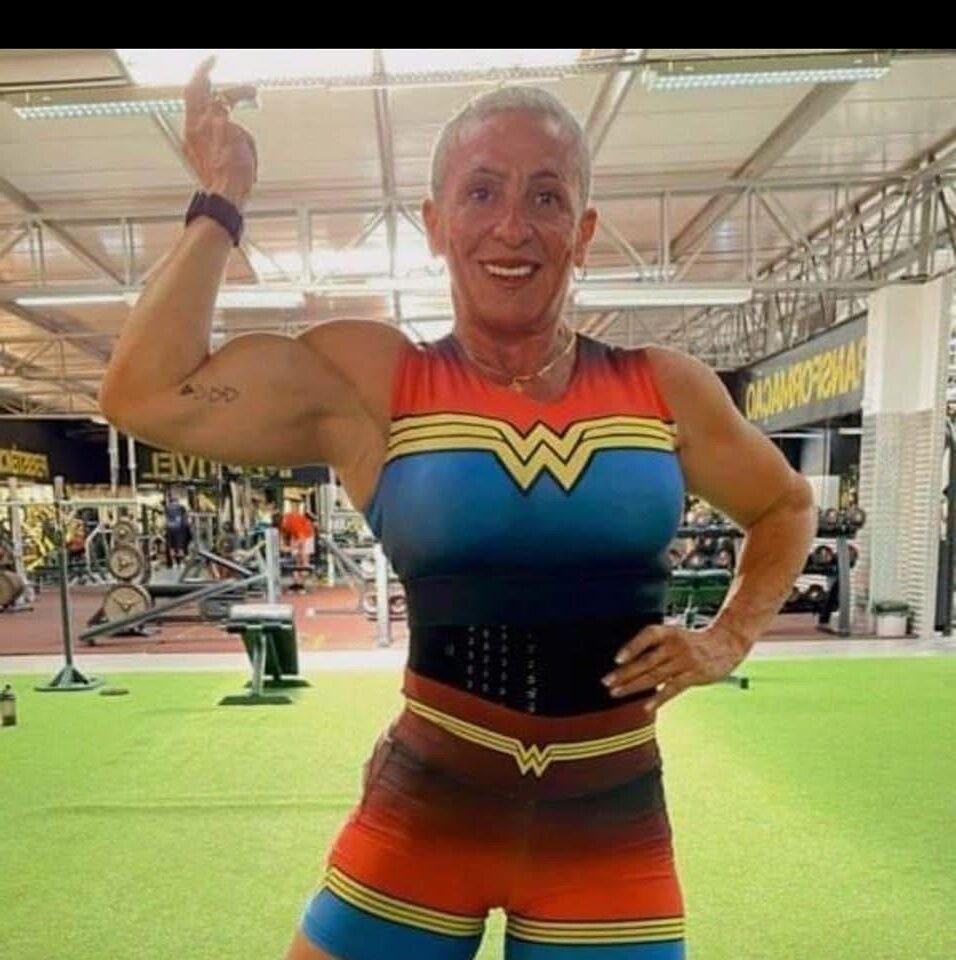 Another Muscle GILF