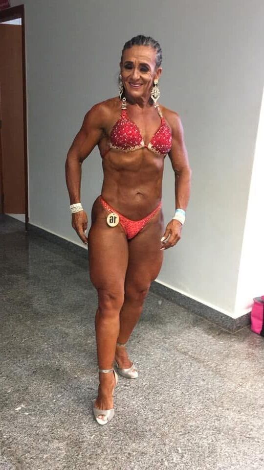 Another Muscle GILF