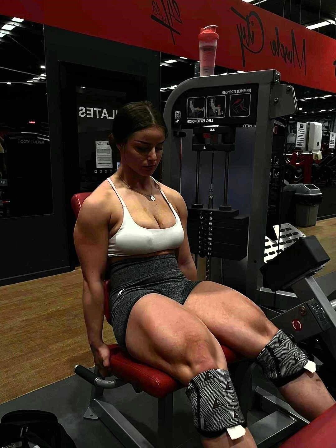 Muscle Girls Thicc, Pawgs poderosos e sexy!