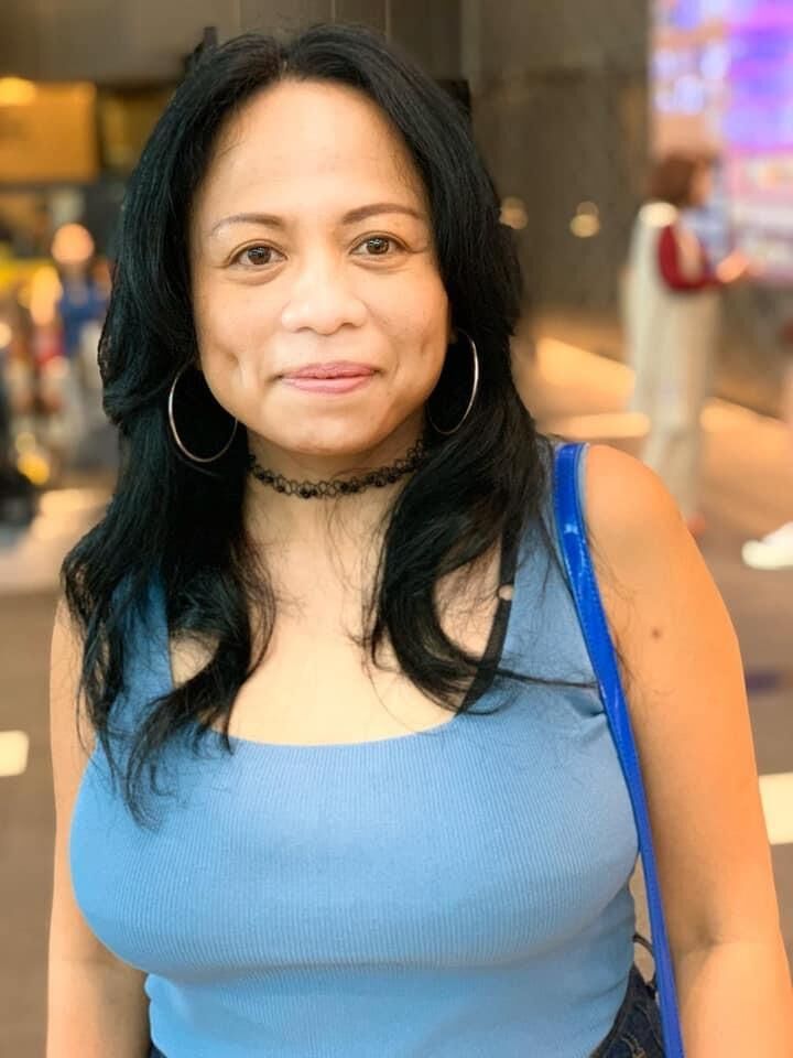 Big Boobs Indonesian Milf Schlampe Ratna