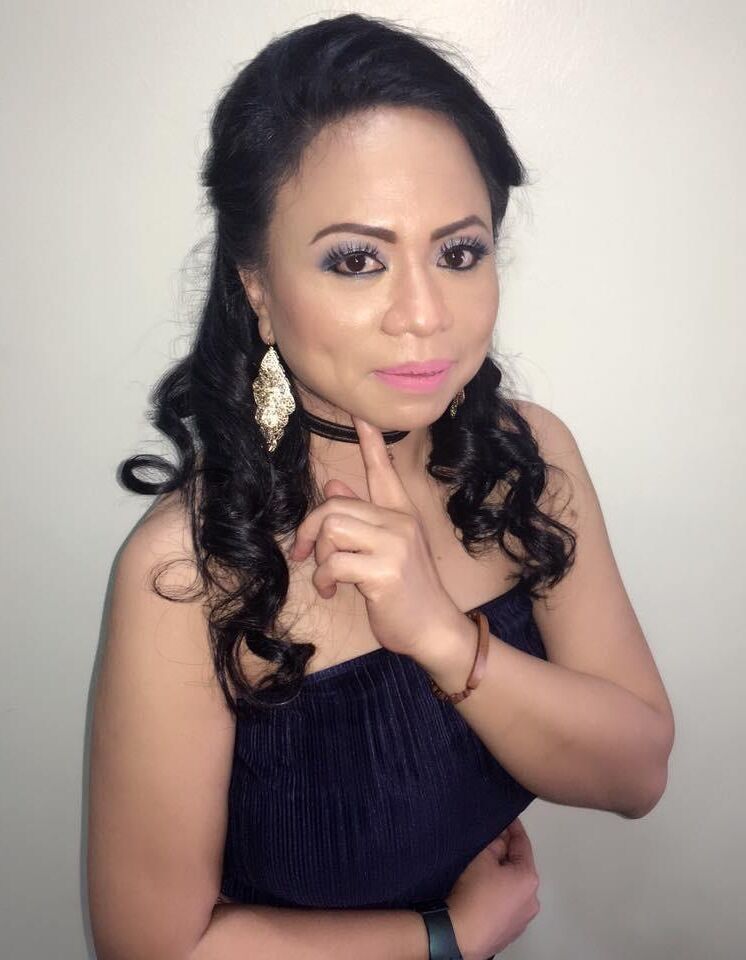 Big Boobs Indonesian Milf Schlampe Ratna