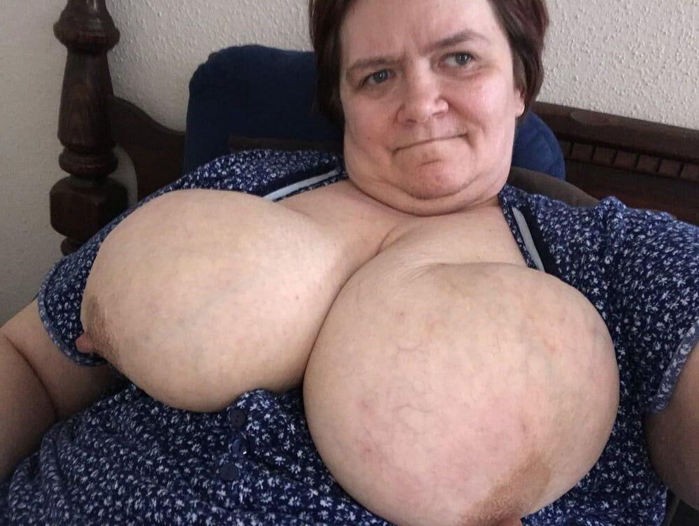 Mature Big Boobs 