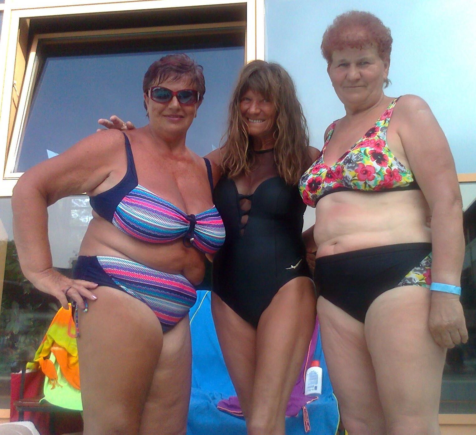 Milf Oma Swimmsuit Bikini