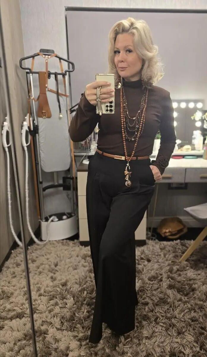 Busty Sexy Sexy Mature MILF