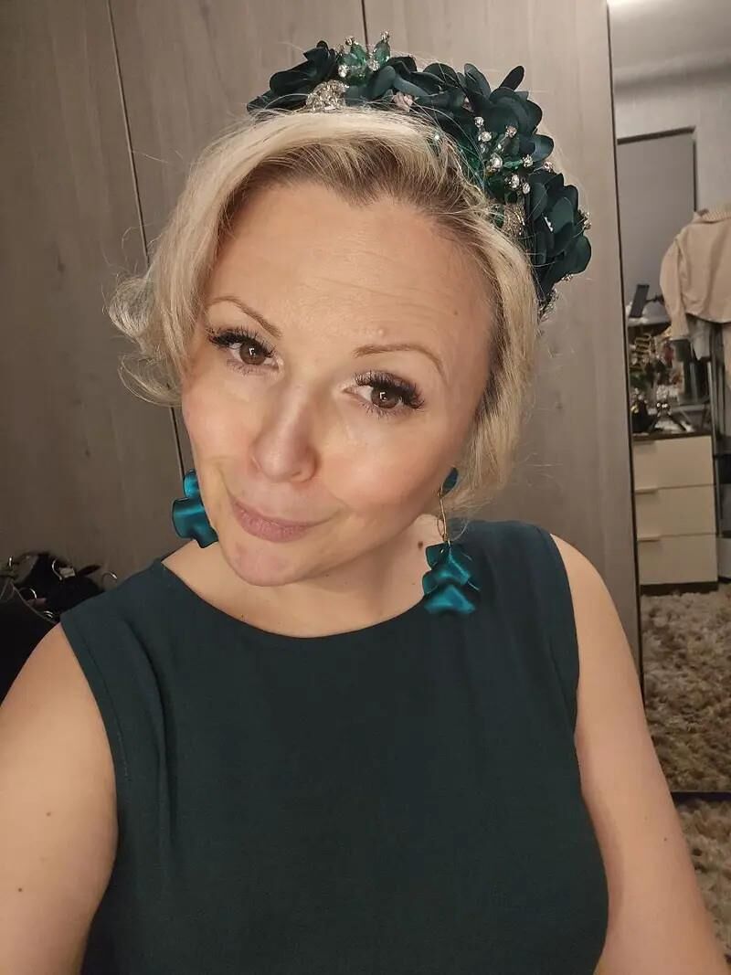 Busty Sexy Sexy Mature MILF