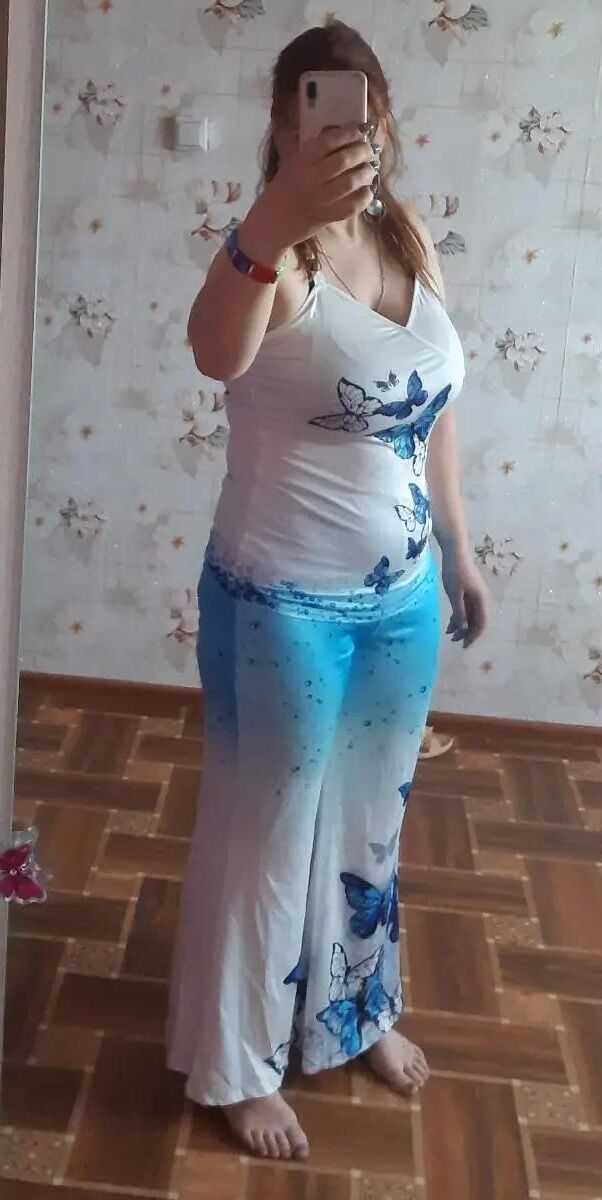 huge boobs milf!