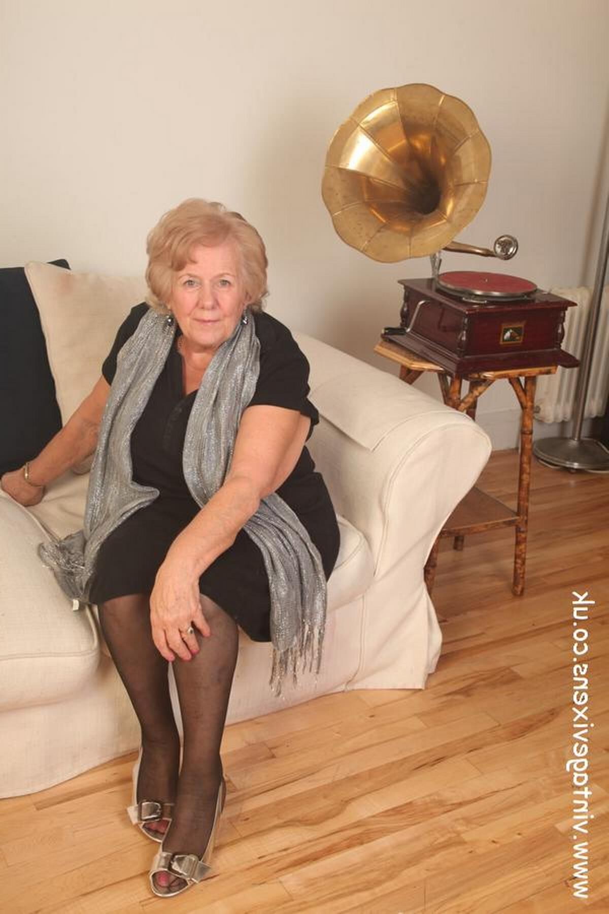 VintageVixens Annie