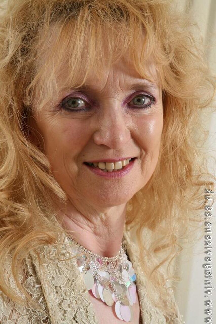 Vintagevixens Arlette