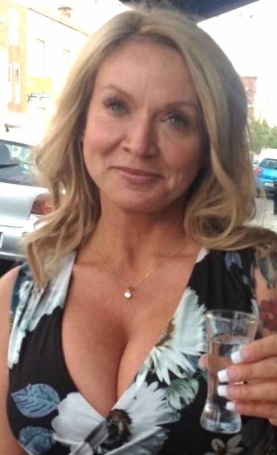 Wank Material pour discuter