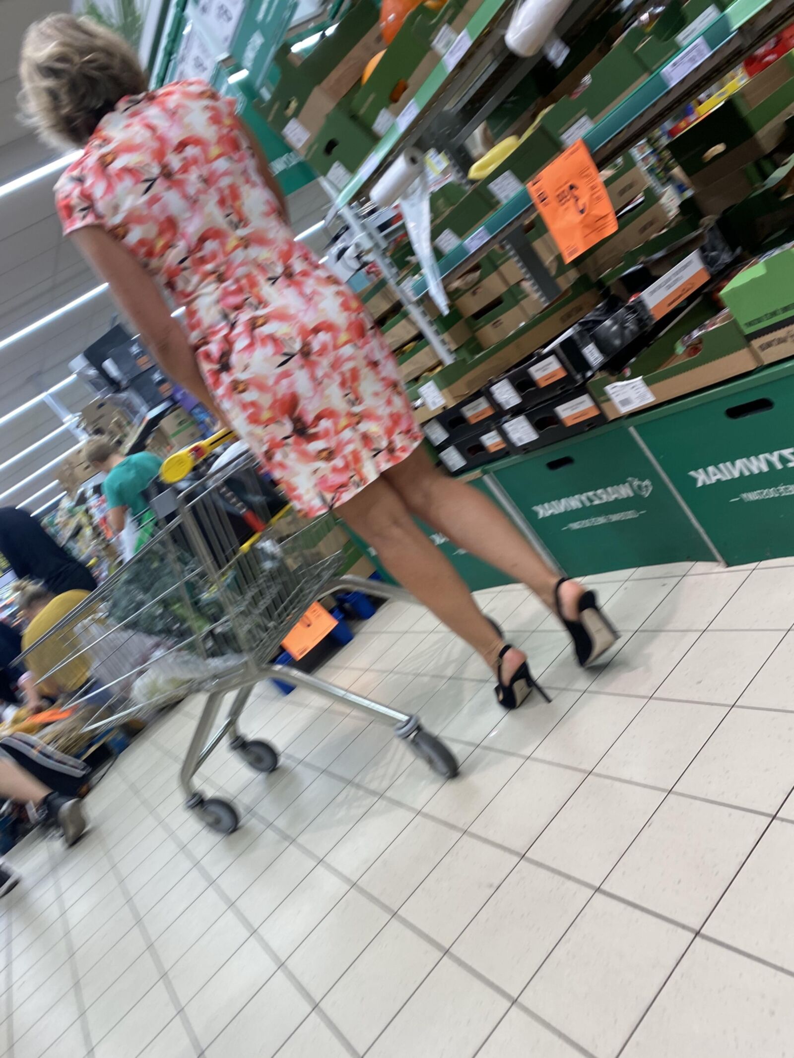 Wank Material pour discuter