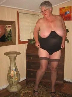 Mulheres Luv em cintos