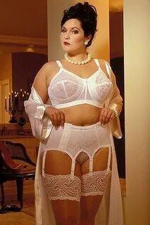 Mulheres Luv em cintos