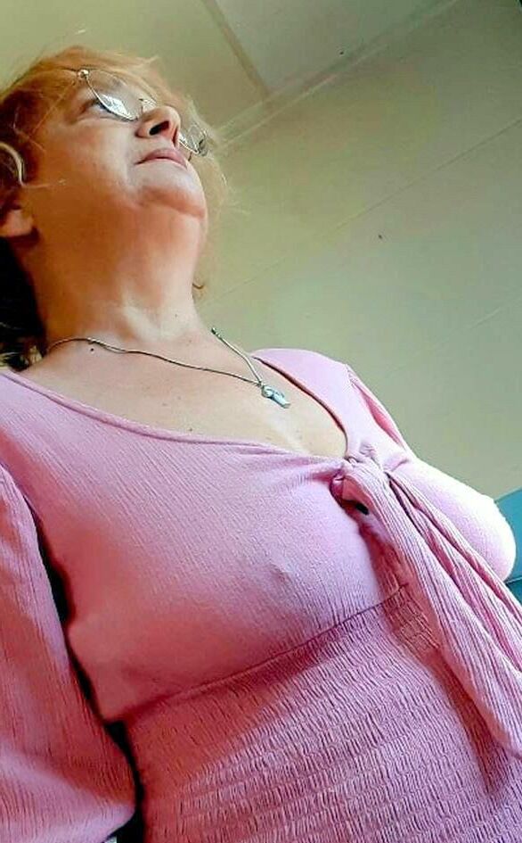 Mamie, t'as oublie ton soutif... 