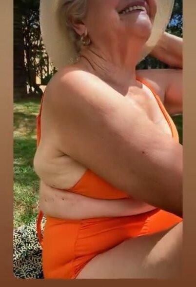 Sexy GILF