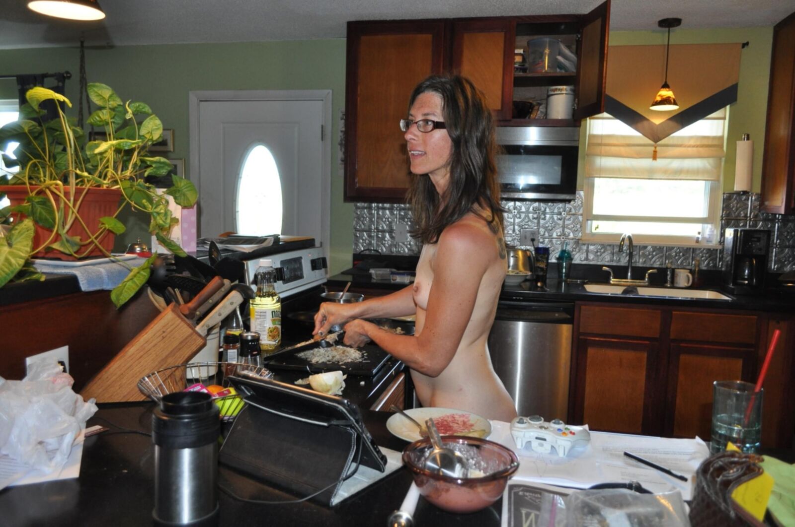 nude kitchen