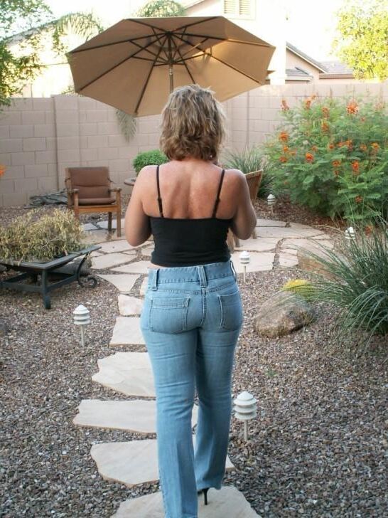 Big ass granny and mature 