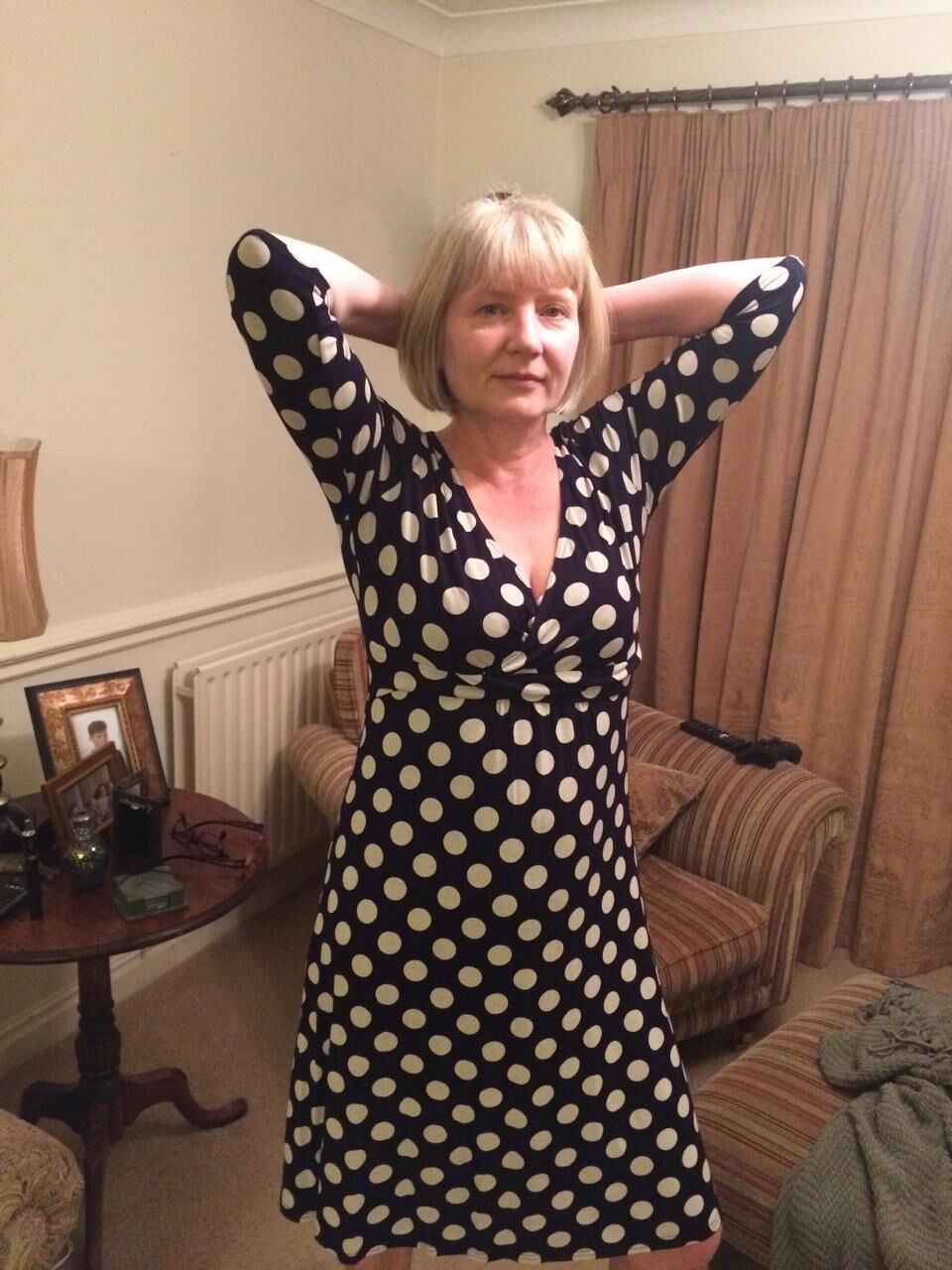 Sexy Louise from Staffordshire UK Nurse