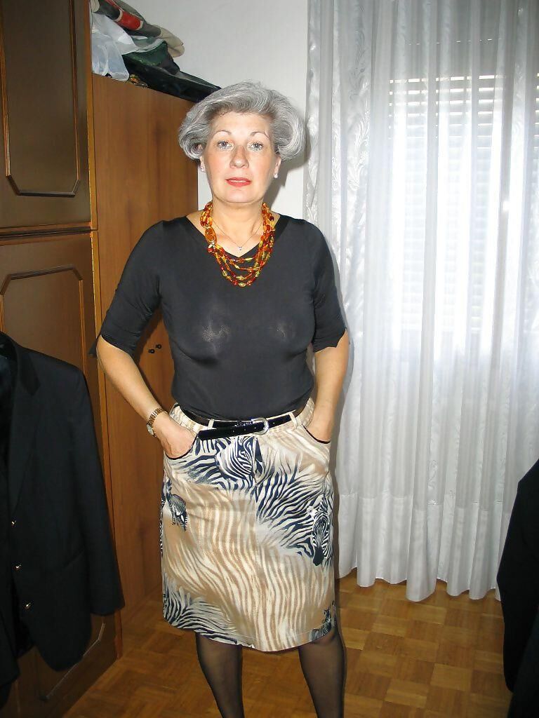 Elegant granny with very good body