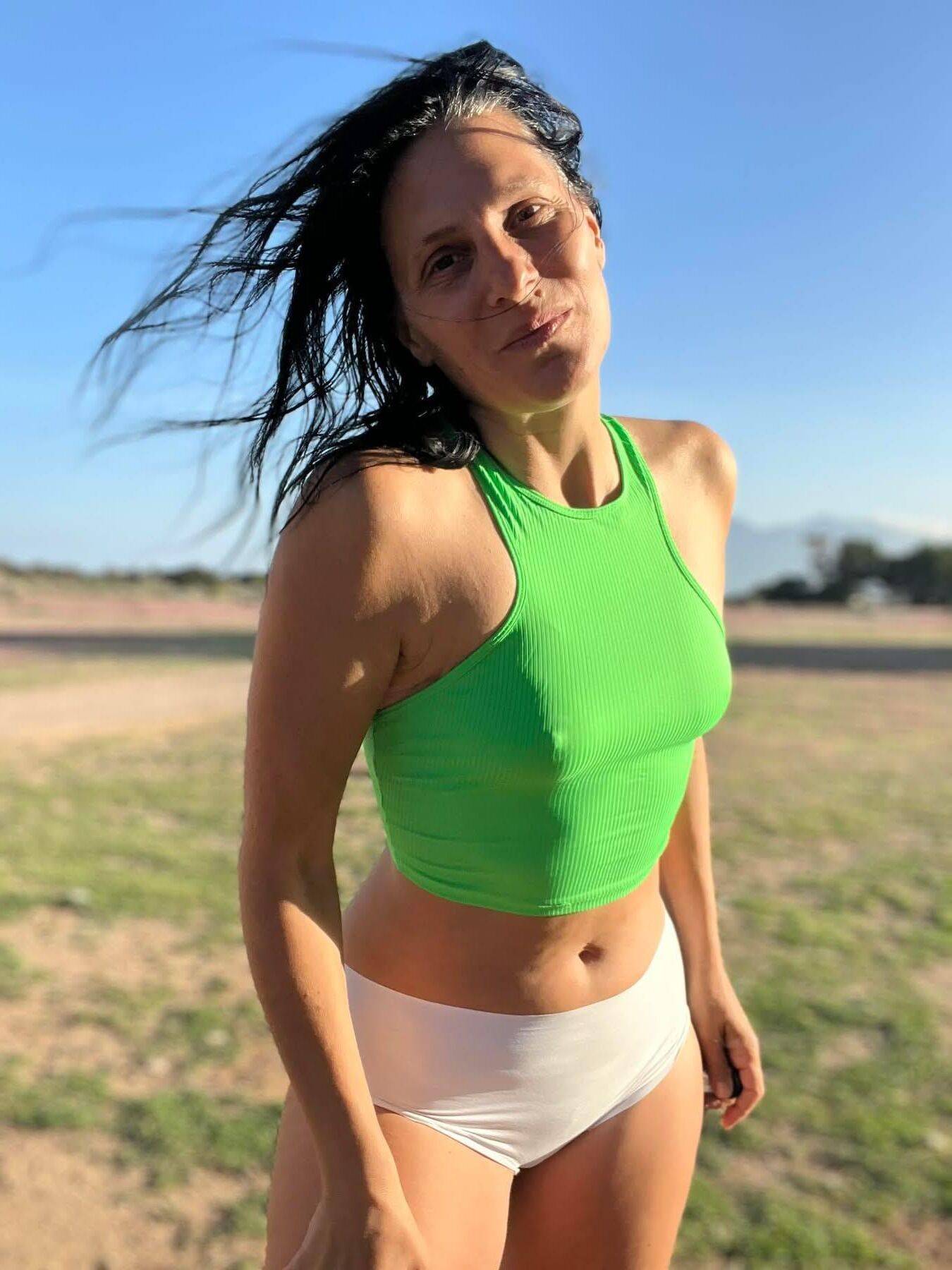 Cornelia Braless