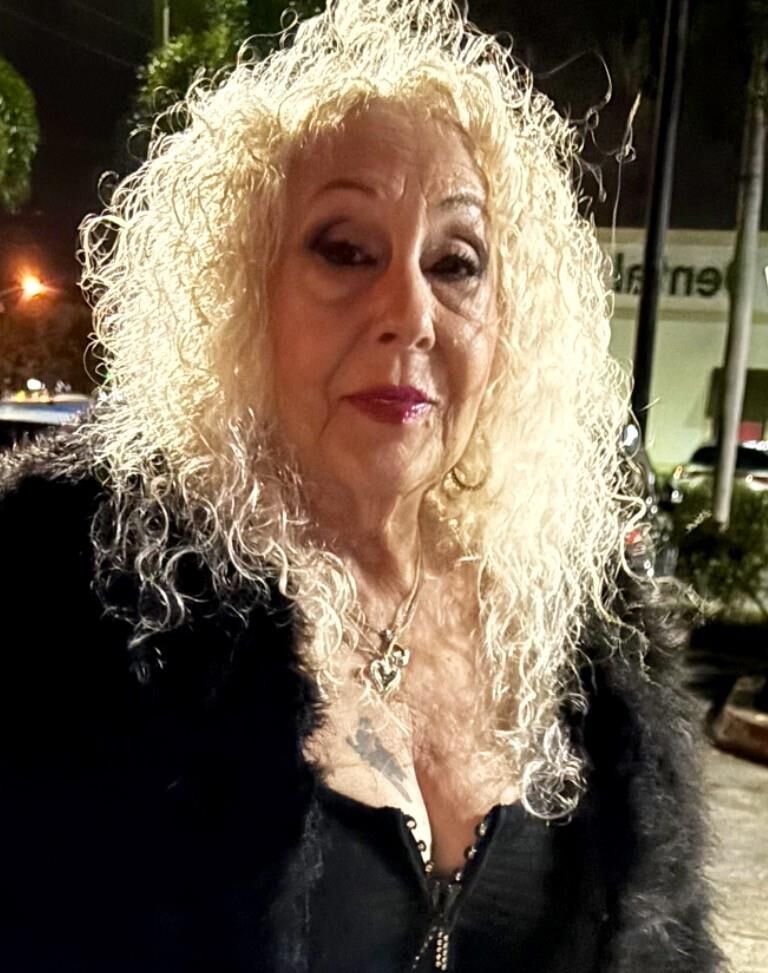 Faces mâture granny ( only blondes ) 