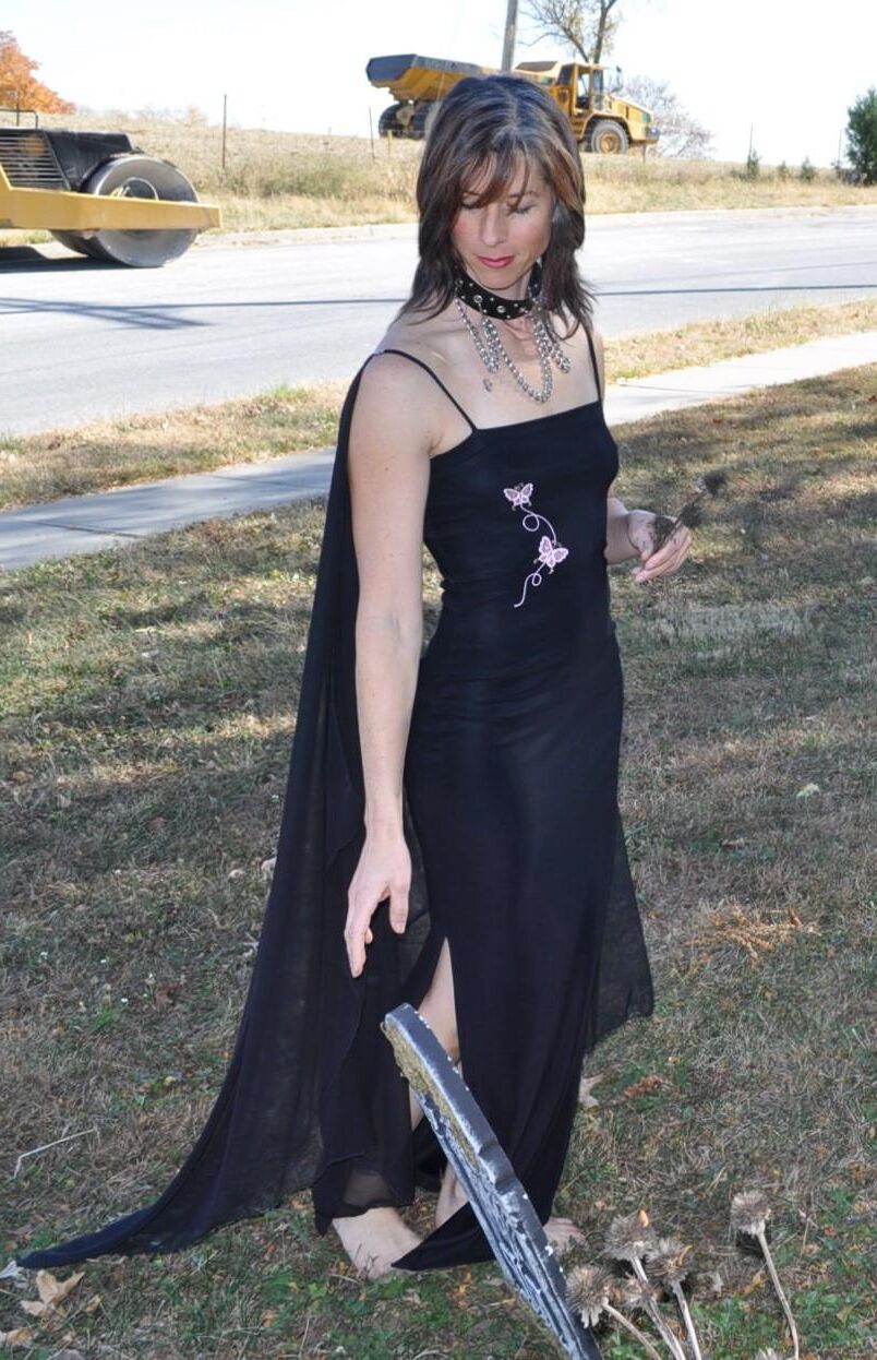 gothic wife
