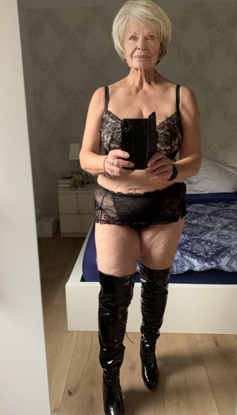 Mature + granny 