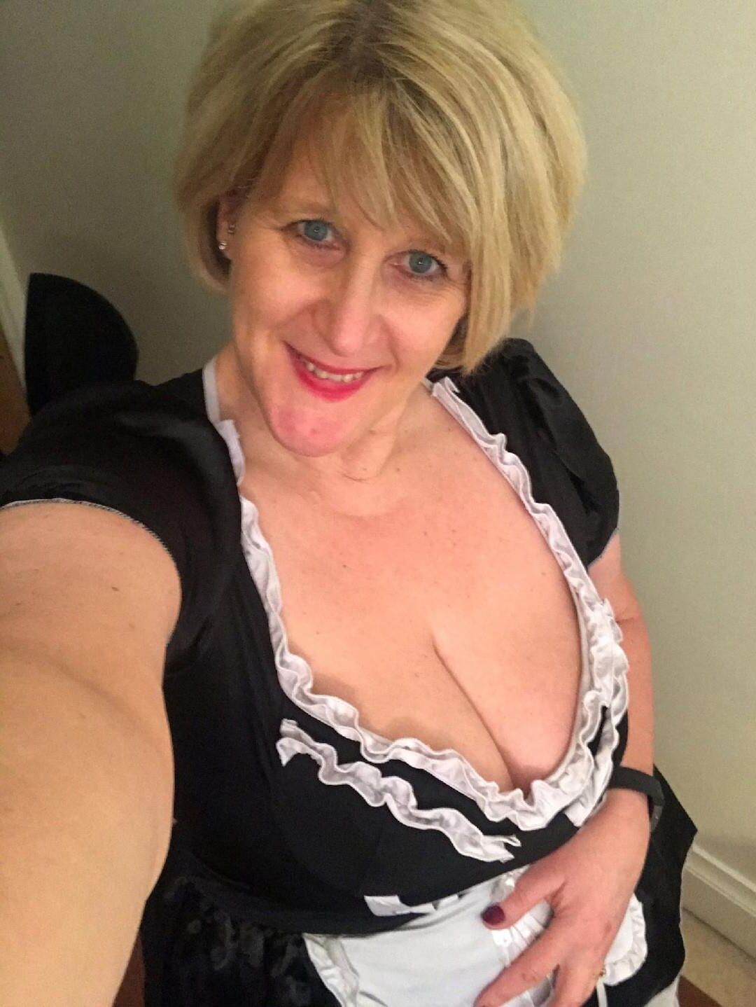 Look at me, not at my boobs young man! 