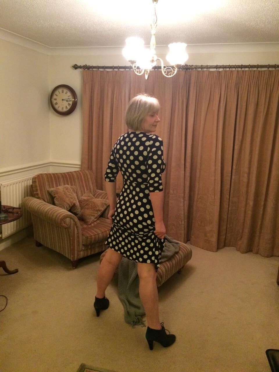 Sexy Louise from Staffordshire UK Nurse