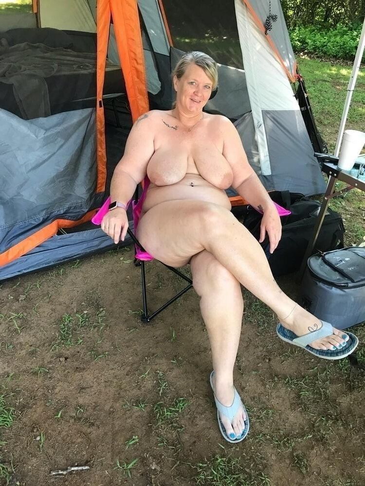 WtNSFW OUTSIDE 