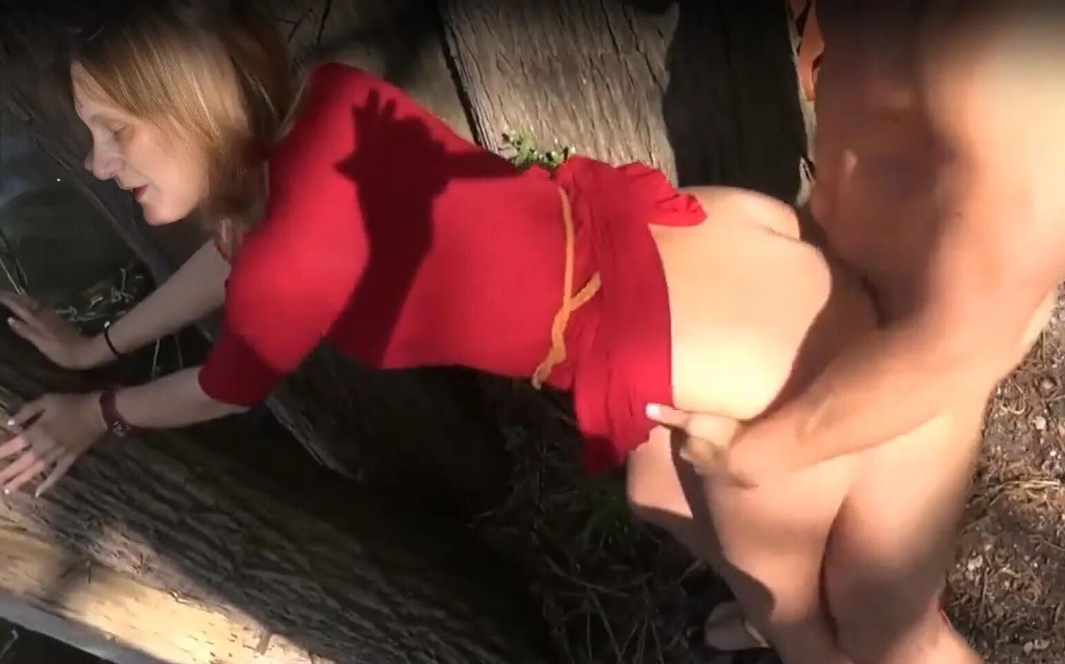 Outdoor sex