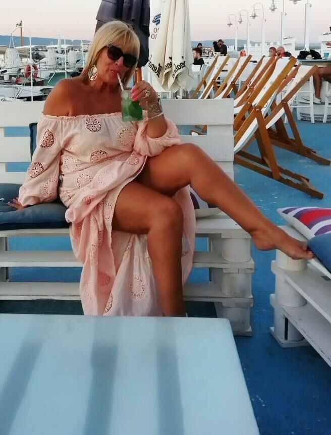 Can not get enough of MILFs and GILFs 