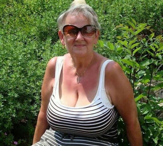 Look at me, not at my boobs young man! 