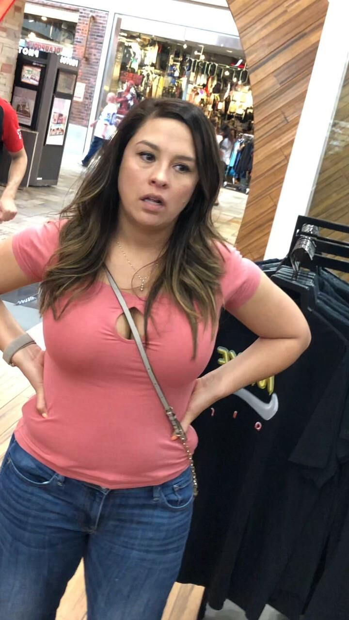 Beautiful Wives Girlfriends and MILFS: Comment on who you like