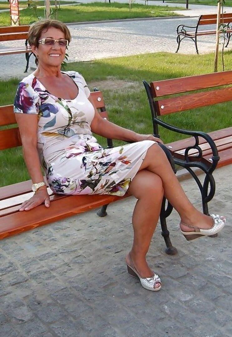 Can not get enough of MILFs and GILFs 