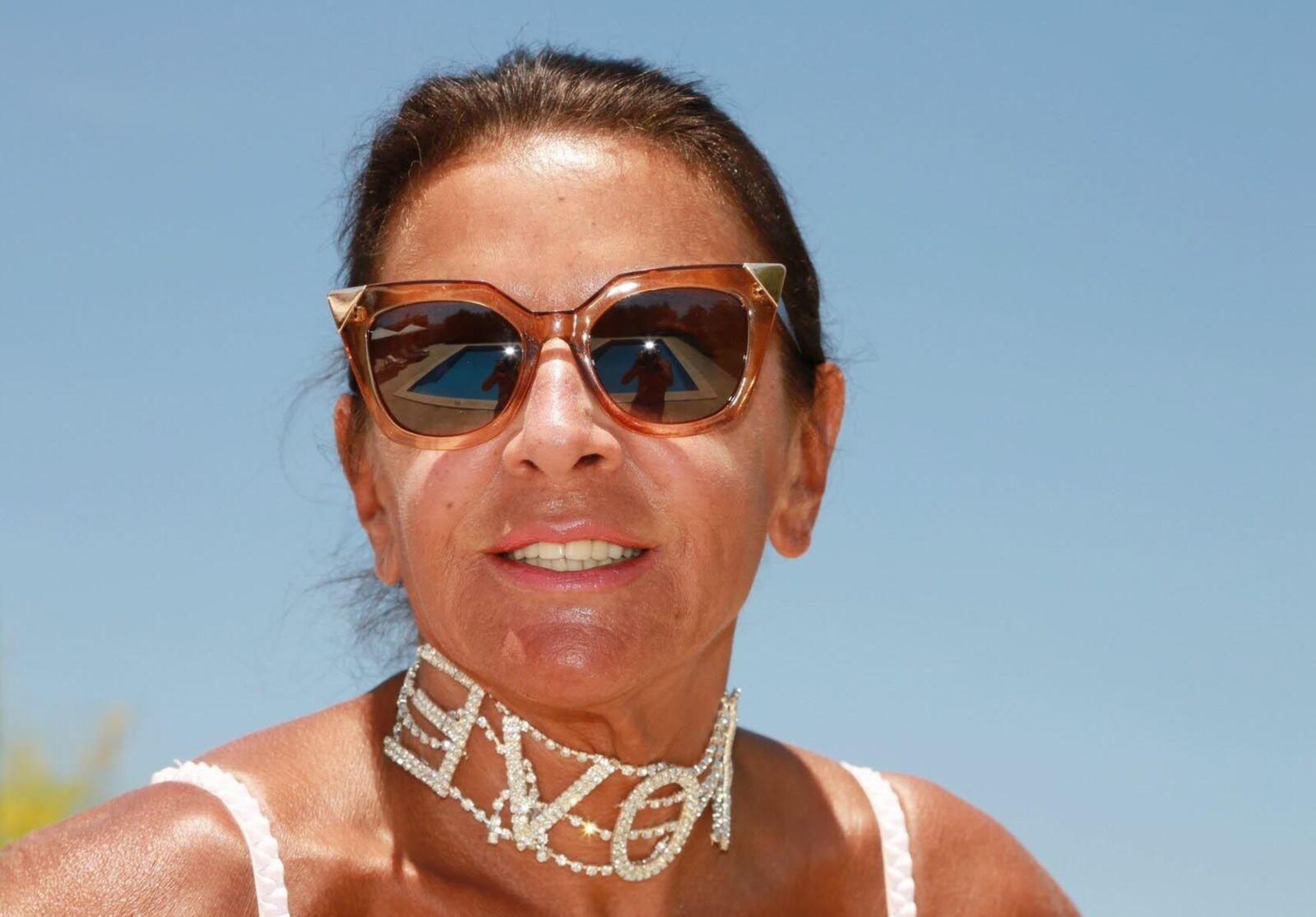 Mature + granny sunglasses 