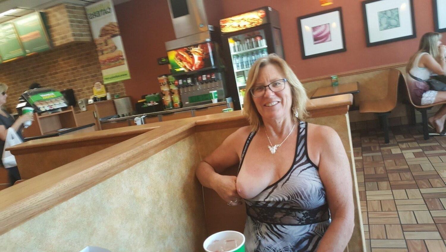 Hot Gilf Showoff Lauren